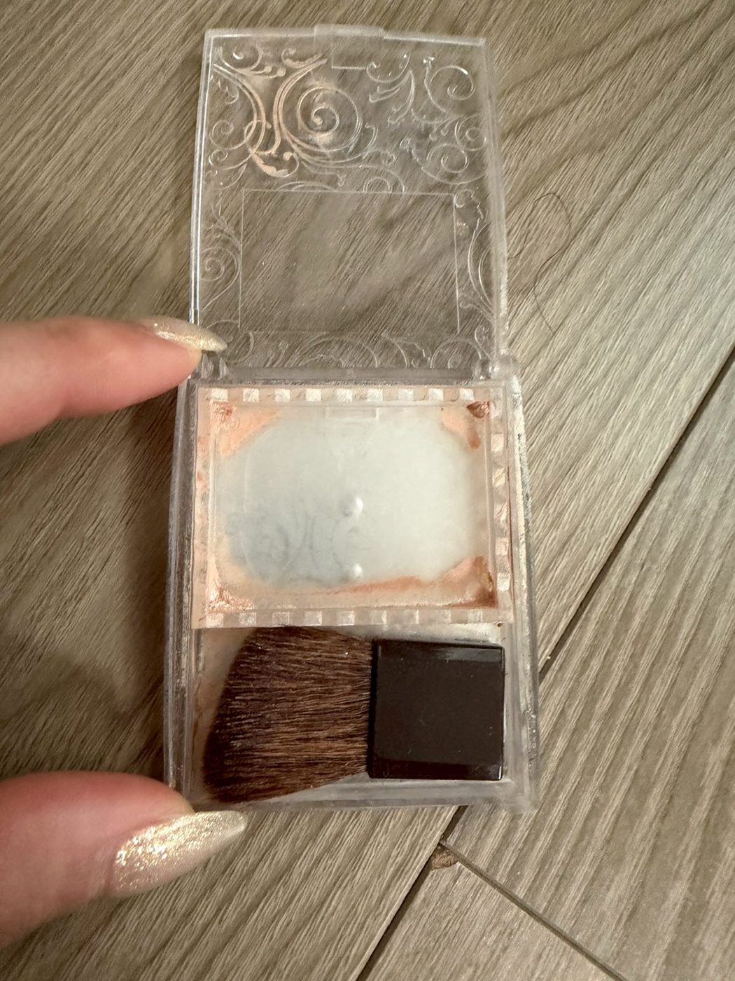 CEZANNE Pearl Glow Highlight 01 Champagne Beige used down to the pan — proof of daily use